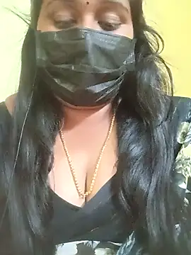 Snapshot of tamil-mala23 chatting on 02-16-26, 11:17 tamil-mala23 online show from 02-16-26, 11:17