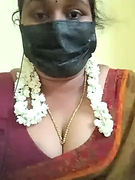 Snapshot of tamil-mala23 chatting on 02-26-26, 05:39 tamil-mala23 online show from 02-26-26, 05:39