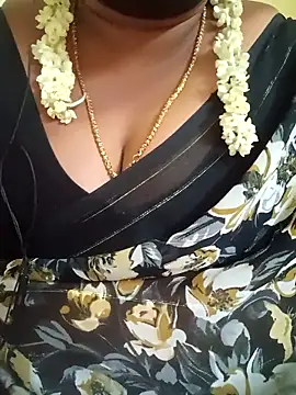 Snapshot of tamil-mala23 chatting on 02-28-26, 06:47 tamil-mala23 online show from 02-28-26, 06:47