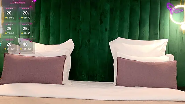 ClaireMathis online show from 02-20-26, 02:50