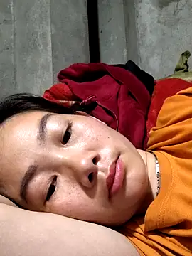 gio-thu online show from 03-18-26, 01:09