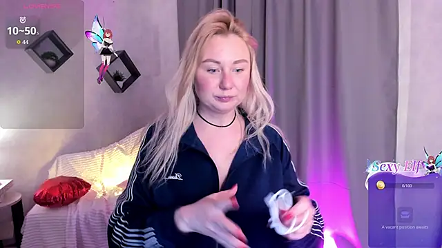 Snapshot of scent__of_woman chatting on 02-19-26, 01:45 scent of woman online show from 02-19-26, 01:45