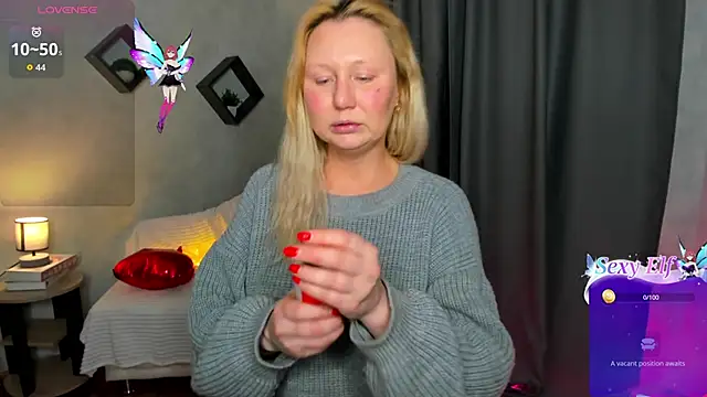 Snapshot of scent__of_woman chatting on 03-04-26, 01:33 scent of woman online show from 03-04-26, 01:33