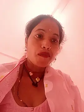 Snapshot of Cuty_tanya chatting on 11-14-25, 04:55 Cuty tanya online show from 11-14-25, 04:55