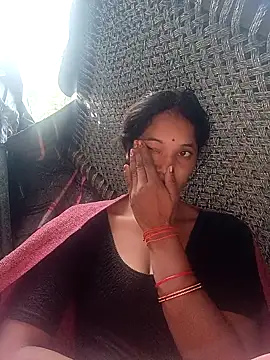 Snapshot of Cuty_tanya chatting on 11-27-25, 01:40 Cuty tanya online show from 11-27-25, 01:40