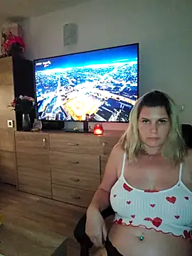 sweetgirl32 online show from 11-05-25, 11:43