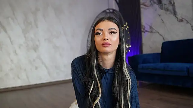 RachelRavee online show from 03-24-26, 05:12