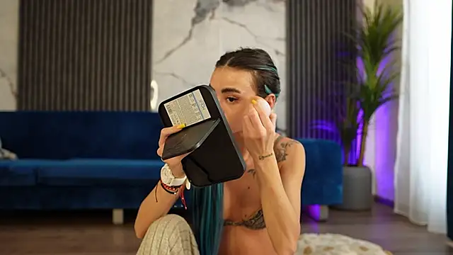 RachelRavee online show from 04-23-26, 04:24