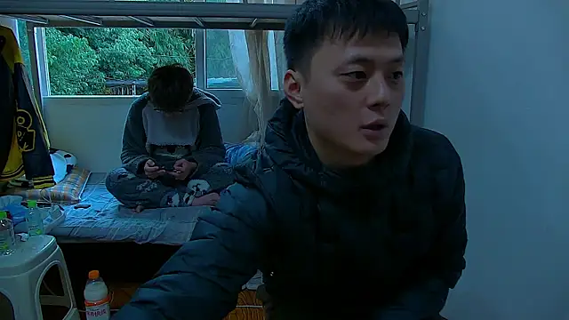 Snapshot of KK-cuteboy chatting on 12-15-25, 08:40 KK-cuteboy online show from 12-15-25, 08:40