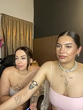 LoraShines online show from 07-16-26, 12:11