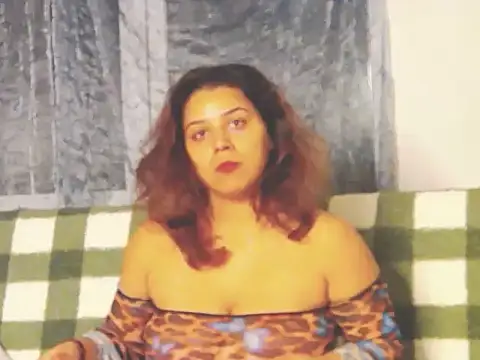 Snapshot of MadisonCharm chatting on 02-12-26, 11:55 MadisonCharm online show from 02-12-26, 11:55