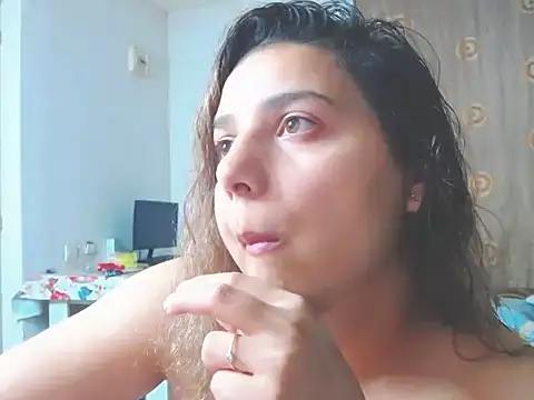 MadisonCharm online show from 04-16-26, 08:31