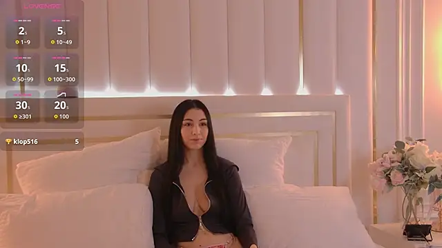 BettyLeen online show from 10-09-25, 03:37