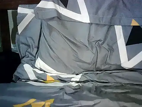 Ntokozo290 online show from 10-18-25, 04:08