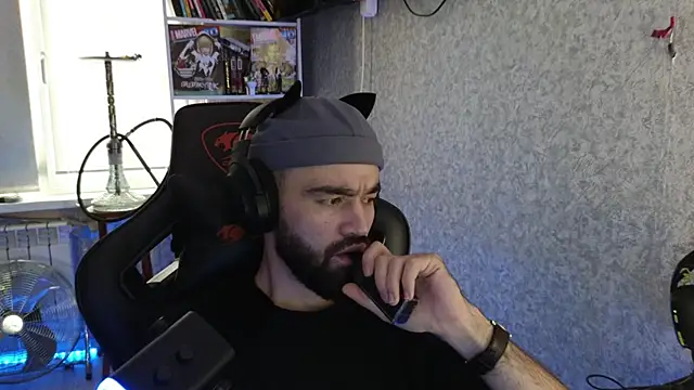 Snapshot of Nik_Namee chatting on 10-13-25, 11:21 Nik Namee online show from 10-13-25, 11:21