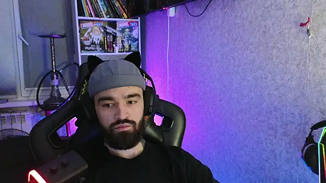 Snapshot of Nik_Namee chatting on 10-21-25, 06:30 Nik Namee online show from 10-21-25, 06:30