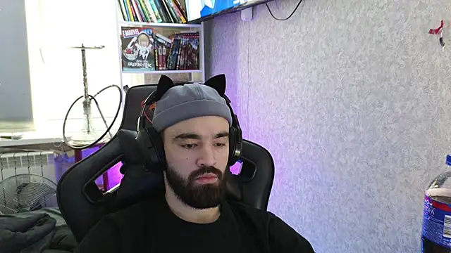 Snapshot of Nik_Namee chatting on 10-23-25, 11:20 Nik Namee online show from 10-23-25, 11:20