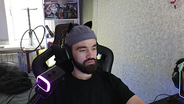 Snapshot of Nik_Namee chatting on 10-29-25, 08:27 Nik Namee online show from 10-29-25, 08:27