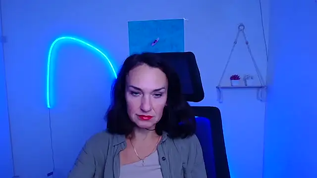 Rosie Rosee online show from 12-18-25, 12:22