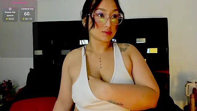 SussySunny  online show from 10-20-25, 02:01