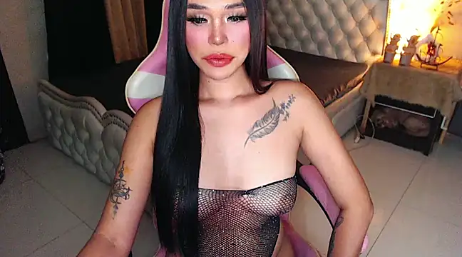 Snapshot of Maria_Bigcock chatting on 12-04-24, 01:20 Maria Bigcock online show from 12-04-24, 01:20