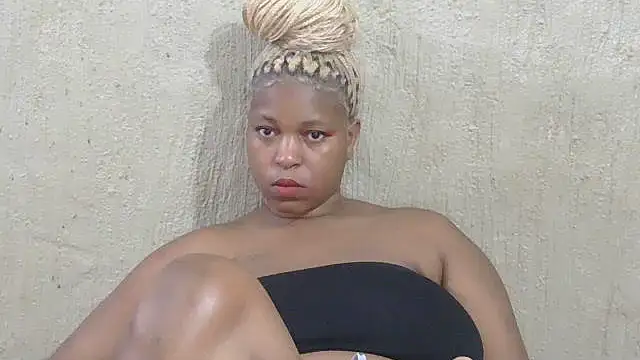 ZuriVixen online show from 10-16-25, 04:24