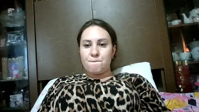 MeadowEyes online show from 08-03-26, 03:49