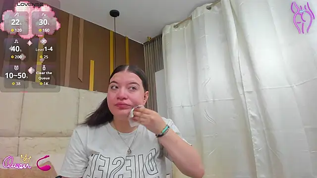 Snapshot of AmbarGills chatting on 05-16-26, 01:10 AmbarGills online show from 05-16-26, 01:10
