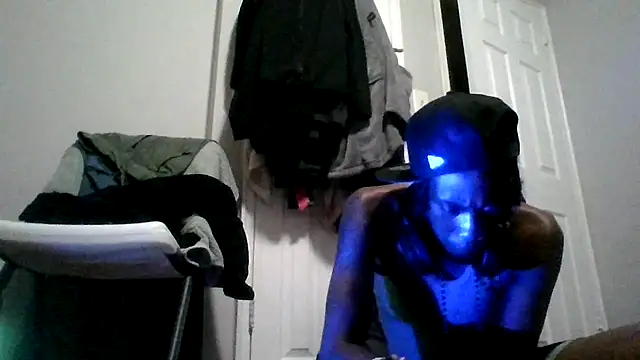 dezzidavill online show from 06-30-26, 02:12