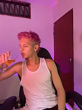 tylernova online show from 11-11-25, 03:50