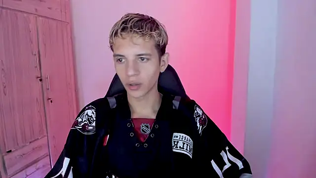 tylernova online show from 02-12-26, 03:12