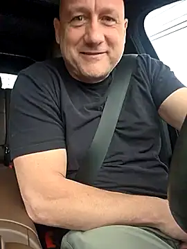 Snapshot of akstr8 chatting on 03-26-26, 05:29 akstr8 online show from 03-26-26, 05:29