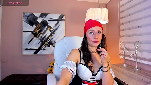 indigo wild  online show from 10-31-25, 01:17