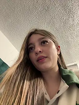   Lorelain   online show from 01-09-26, 09:49