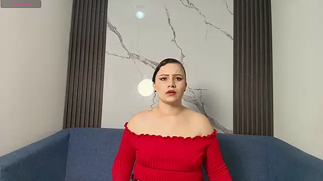 Snapshot of MarilynGold_ chatting on 10-19-25, 12:17 MarilynGold online show from 10-19-25, 12:17