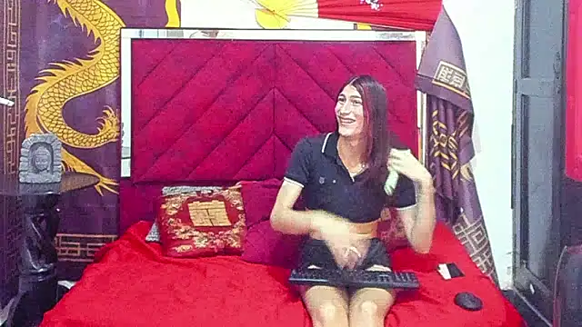 Snapshot of Pride_couple chatting on 01-05-26, 11:30 Pride couple online show from 01-05-26, 11:30