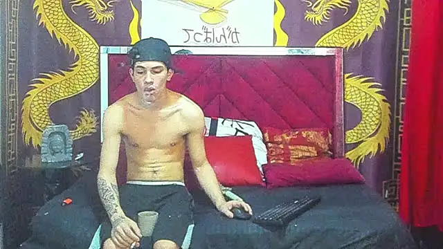 Snapshot of Pride_couple chatting on 02-03-26, 11:21 Pride couple online show from 02-03-26, 11:21