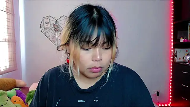 EllieMoonX online show from 12-01-25, 08:25