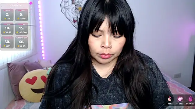 EllieMoonX online show from 06-18-26, 10:36