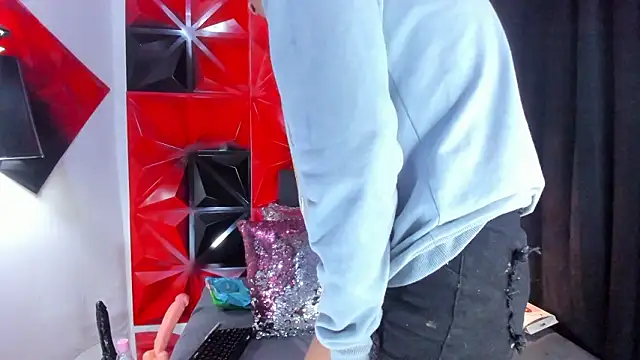 ZAMMIRA online show from 02-14-26, 05:48