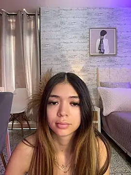 HoneyMollyX online show from 06-11-26, 01:09