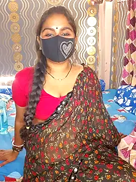 Sweet-Maddlina online show from 10-23-25, 05:51