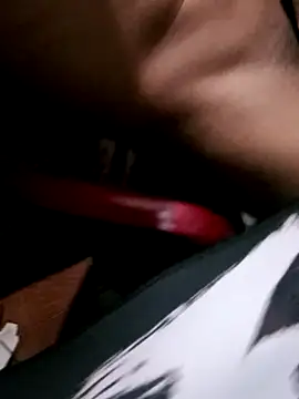 Snapshot of Sid329 chatting on 10-29-25, 09:49 Sid329 online show from 10-29-25, 09:49