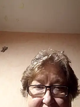 Snapshot of Katherine735 chatting on 10-18-25, 08:42 Katherine735 online show from 10-18-25, 08:42