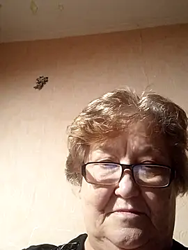 Snapshot of Katherine735 chatting on 11-02-25, 02:52 Katherine735 online show from 11-02-25, 02:52