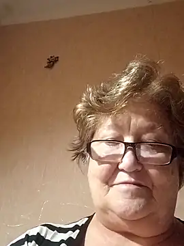 Snapshot of Katherine735 chatting on 11-09-25, 02:48 Katherine735 online show from 11-09-25, 02:48