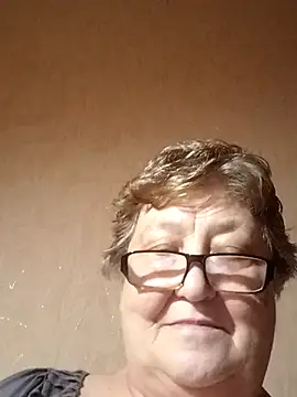 Snapshot of Katherine735 chatting on 01-06-26, 10:23 Katherine735 online show from 01-06-26, 10:23