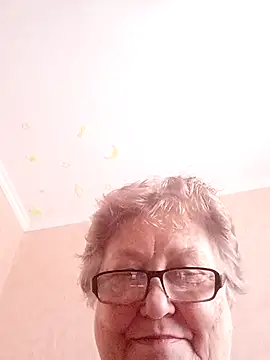 Snapshot of Katherine735 chatting on 01-08-26, 11:56 Katherine735 online show from 01-08-26, 11:56