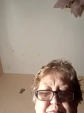 Snapshot of Katherine735 chatting on 01-16-26, 07:51 Katherine735 online show from 01-16-26, 07:51