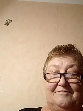 Snapshot of Katherine735 chatting on 02-18-26, 11:44 Katherine735 online show from 02-18-26, 11:44